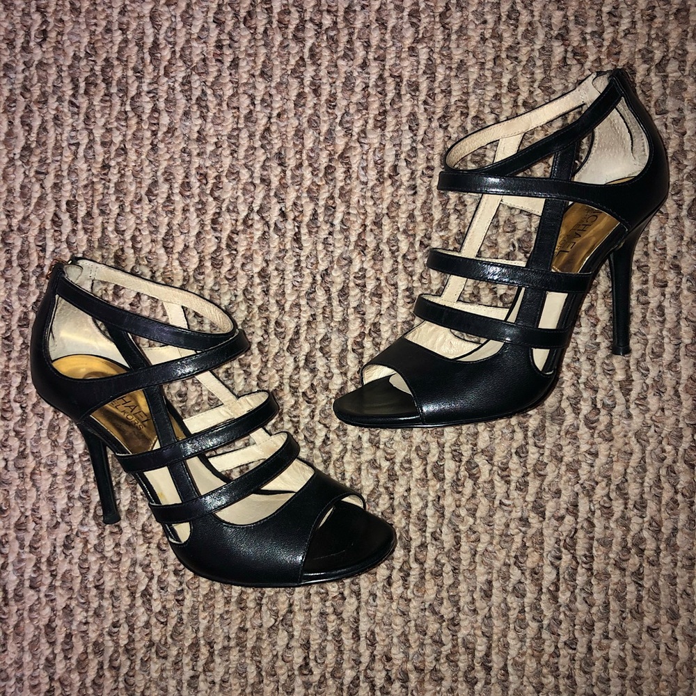 Michael Kors black heels, barely worn, size 5 1/2
